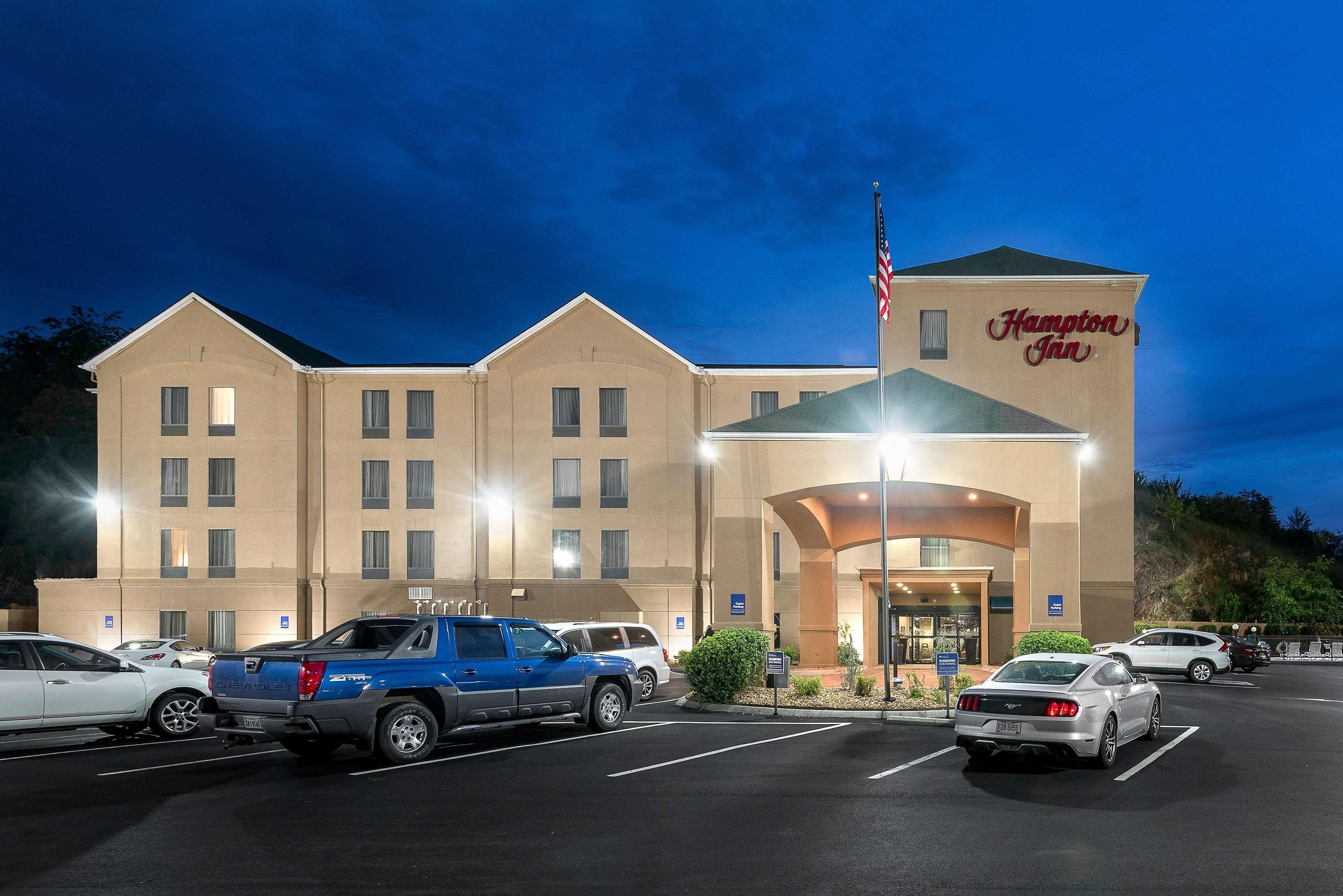 Hampton Inn Ft. Chiswell-Max Meadows Exterior photo